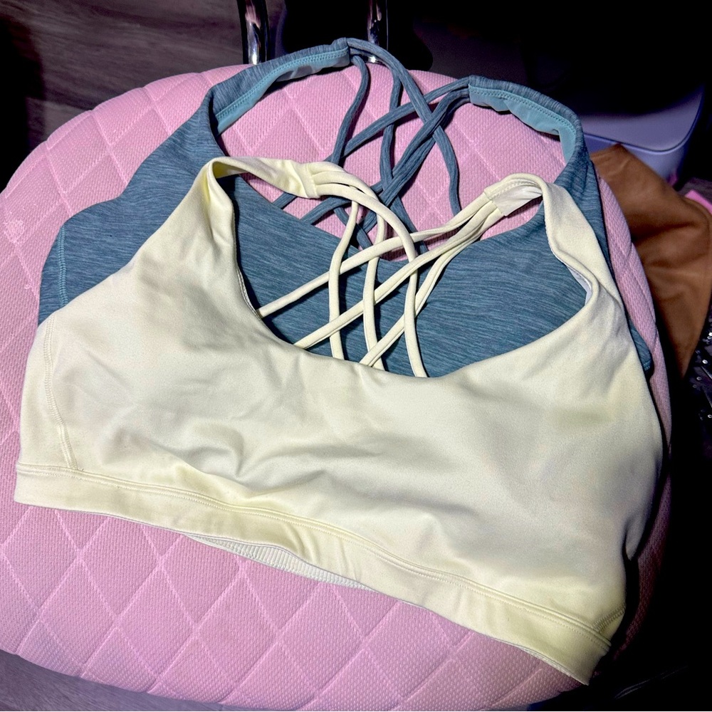 2 for 1 VS sports bras!